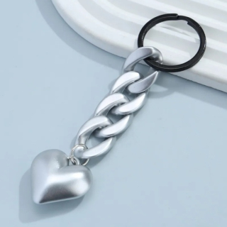 Přívěsek na klíče Srdce stříbrná metalíza