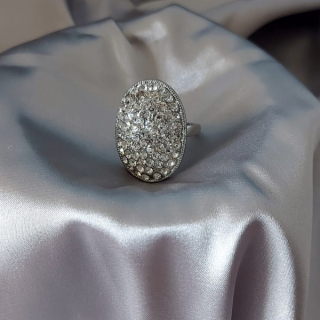 Robustní dámský prsten s broušenými krystaly vel. 59-61